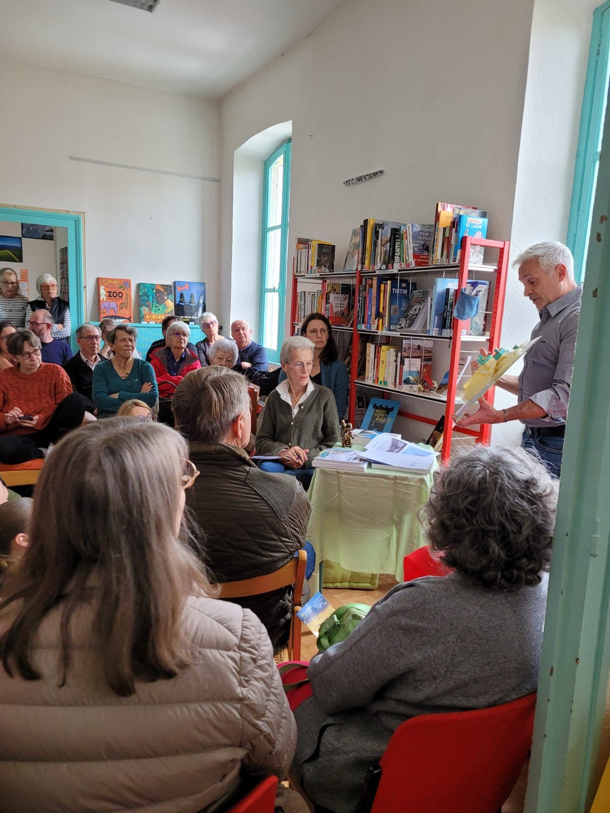 Conférence d'Éric Tasset sur les châteaux forts